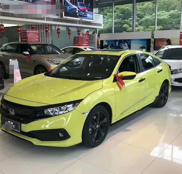 19款本田思域实车落地一看内饰车友能卖出去才怪