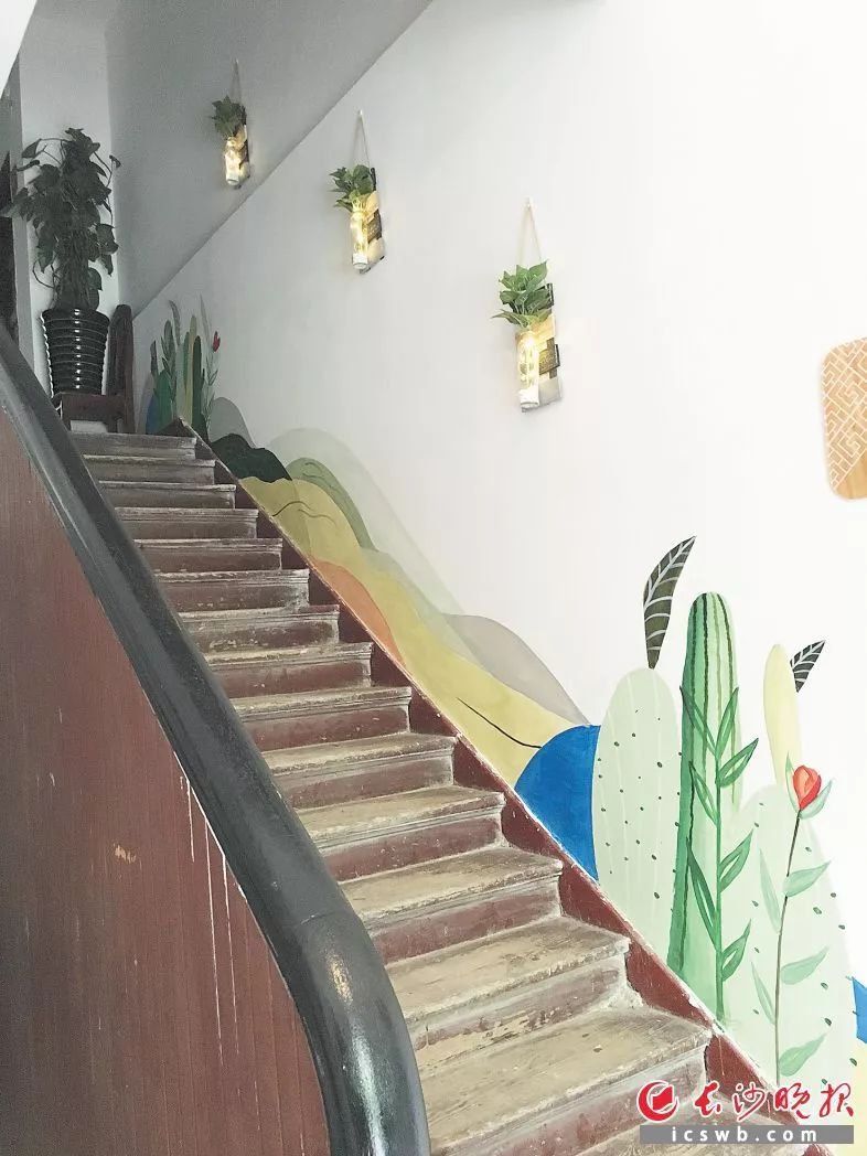 1个小区10个美丽楼道幸福在身边升级