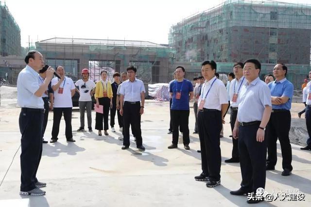 中牟县人大常委会主任李延中带队视察"十三五"规划实施情况修订出台