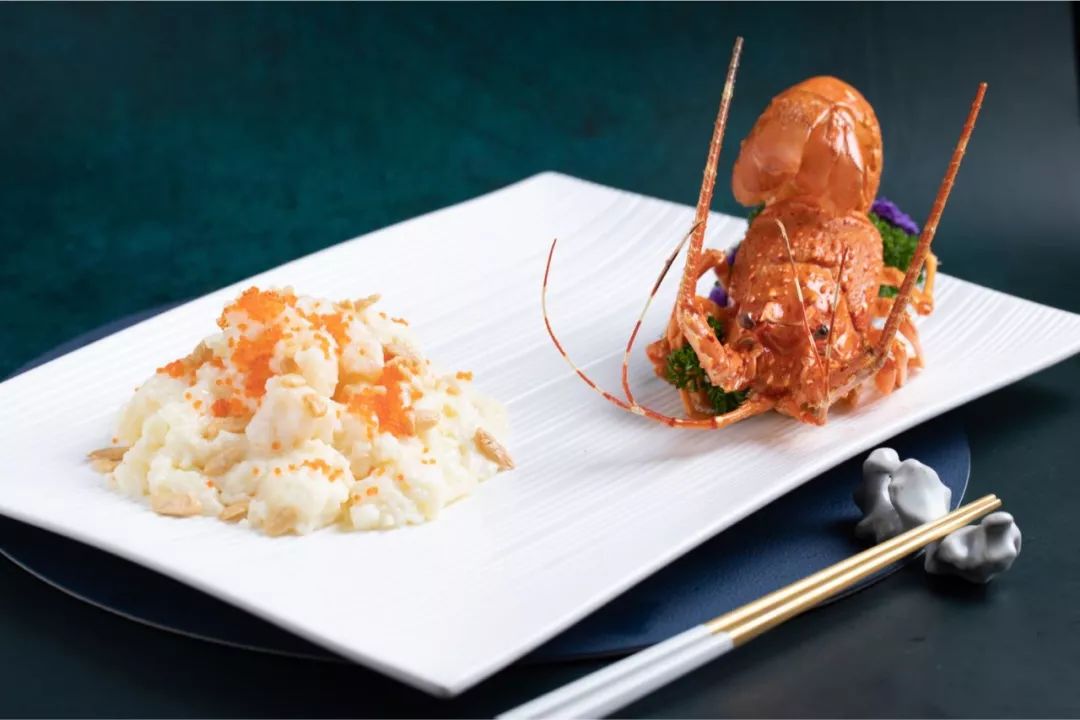 菜式之一:顺德龙虾炒牛奶同时,为配合此次活动开展,顺德区文化广电