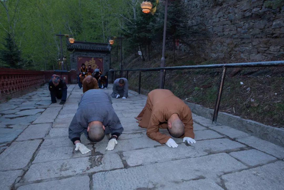 千里朝圣五台山慈云普被得清凉等慈禅寺五台山朝圣之行殊胜圆满