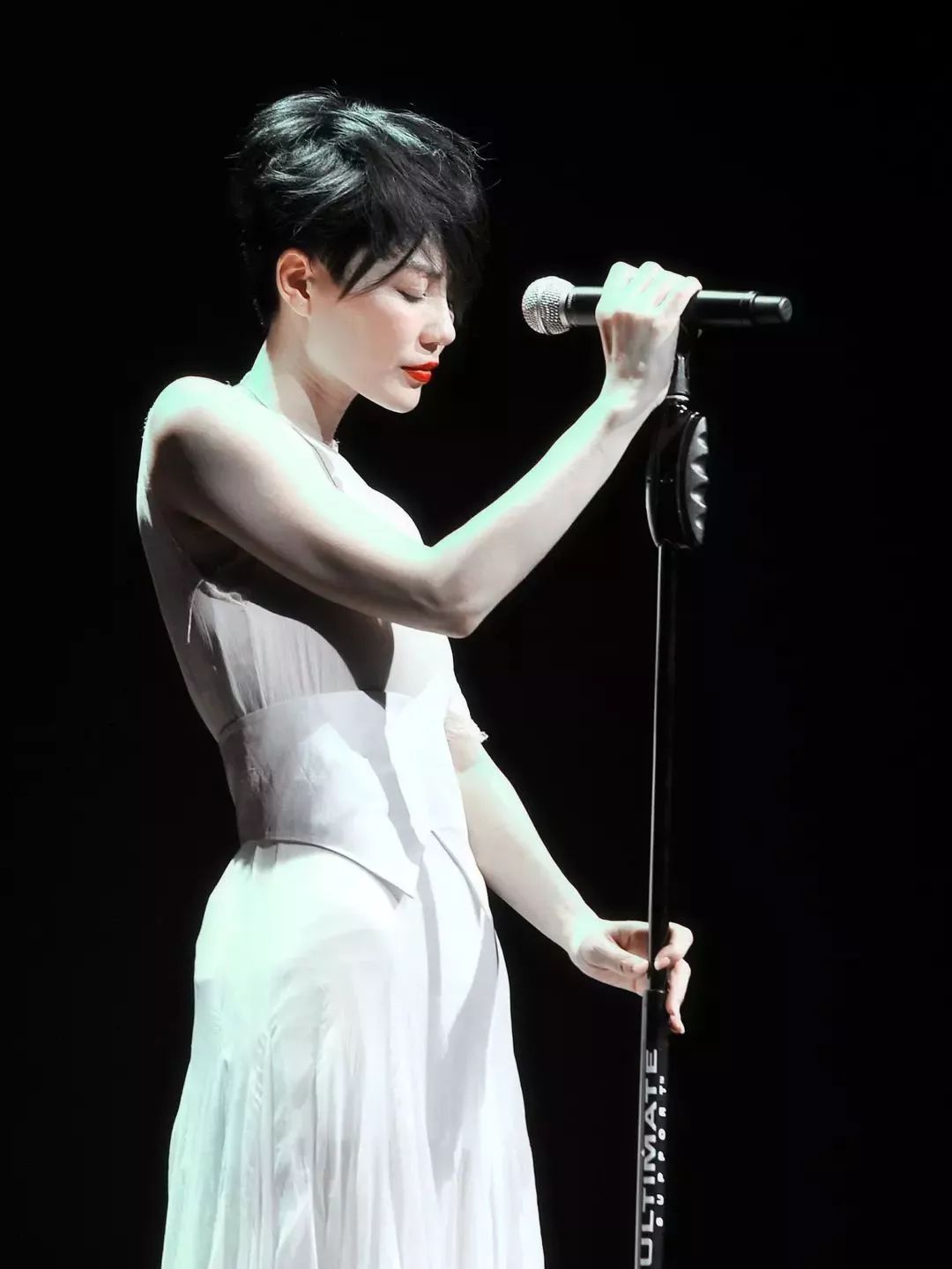 王菲但愿人长久的简谱_王菲我愿意简谱(3)