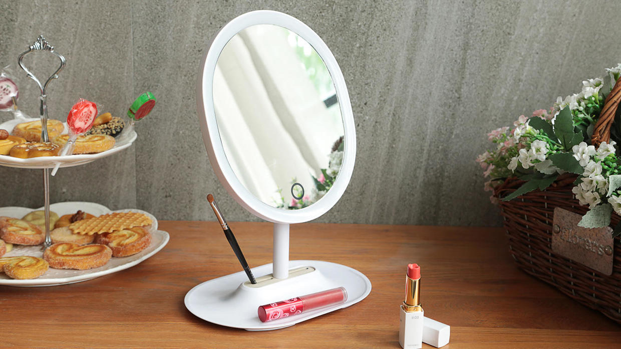 不论晨起梳妆还是夜晚护肤,都能感受舞台后场般的化妆光源,所以再也不