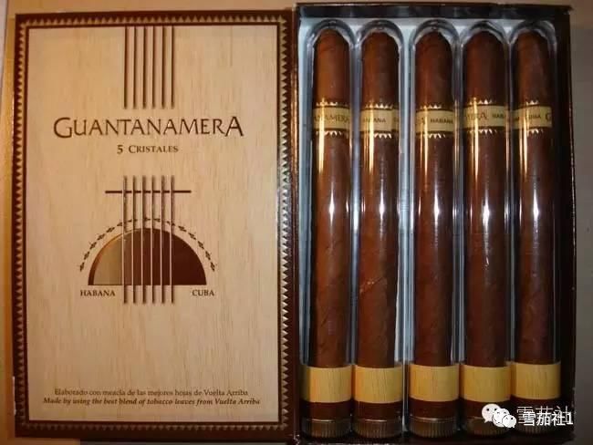corta:短叶茄芯哈瓦那雪茄的包装盒上也印有"totalmente a mano"("纯