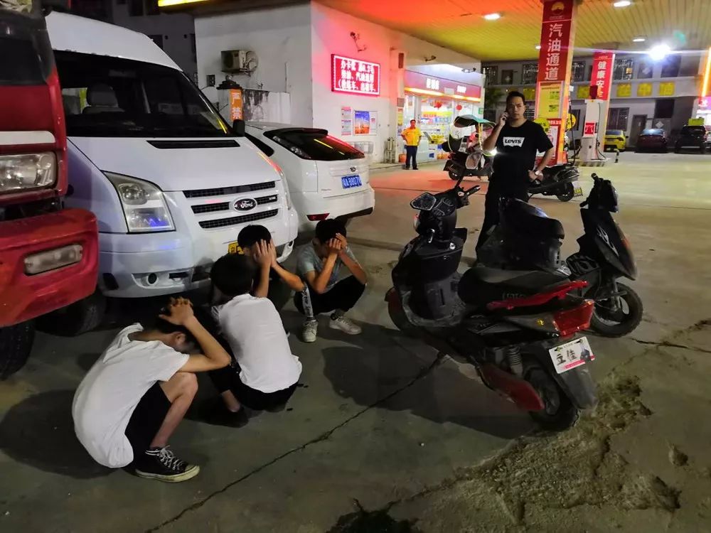 新丰未成年人骑乘鬼火"炸街"被查处!还新丰深夜宁静!点赞!