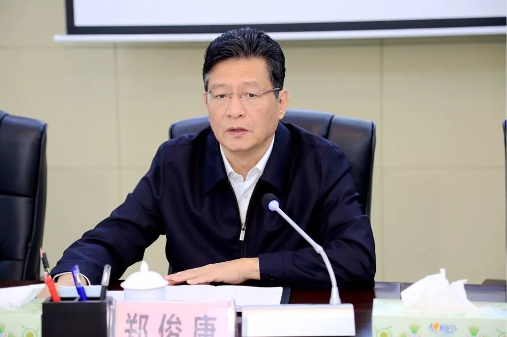 广西柳州鹿寨加快林业产业高质量发展步伐_郑俊康