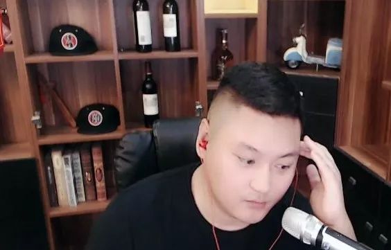 正式回归老李开播宝哥到场平生哥豪刷秒棒回归太渺茫纵横航爆神豪315