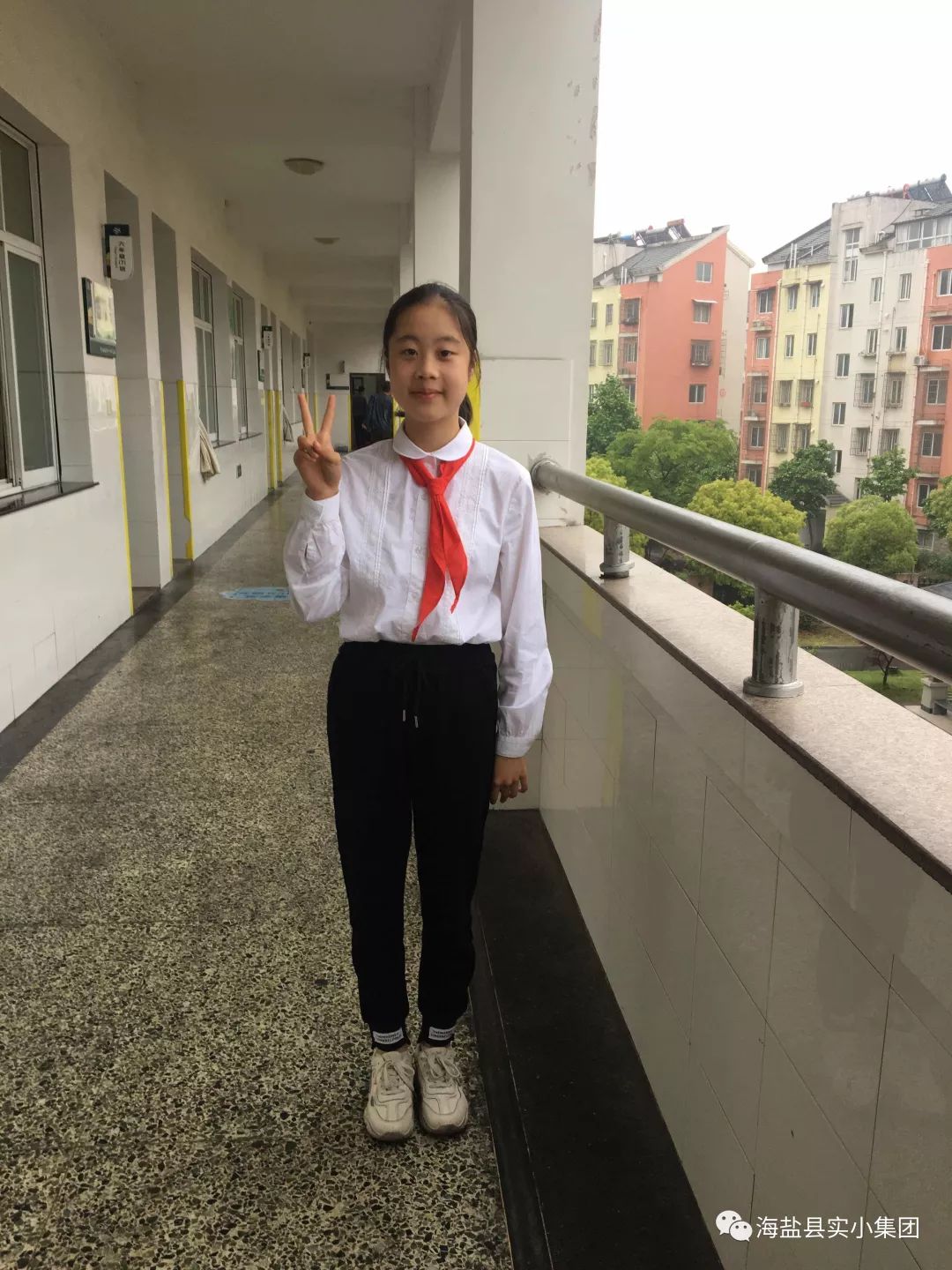 优秀学子黄紫依风采展示