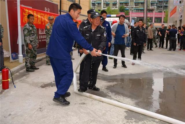 遂昌5月9日上午,遂昌县教育,人防,民政,消防救援等部门在后江小学联合
