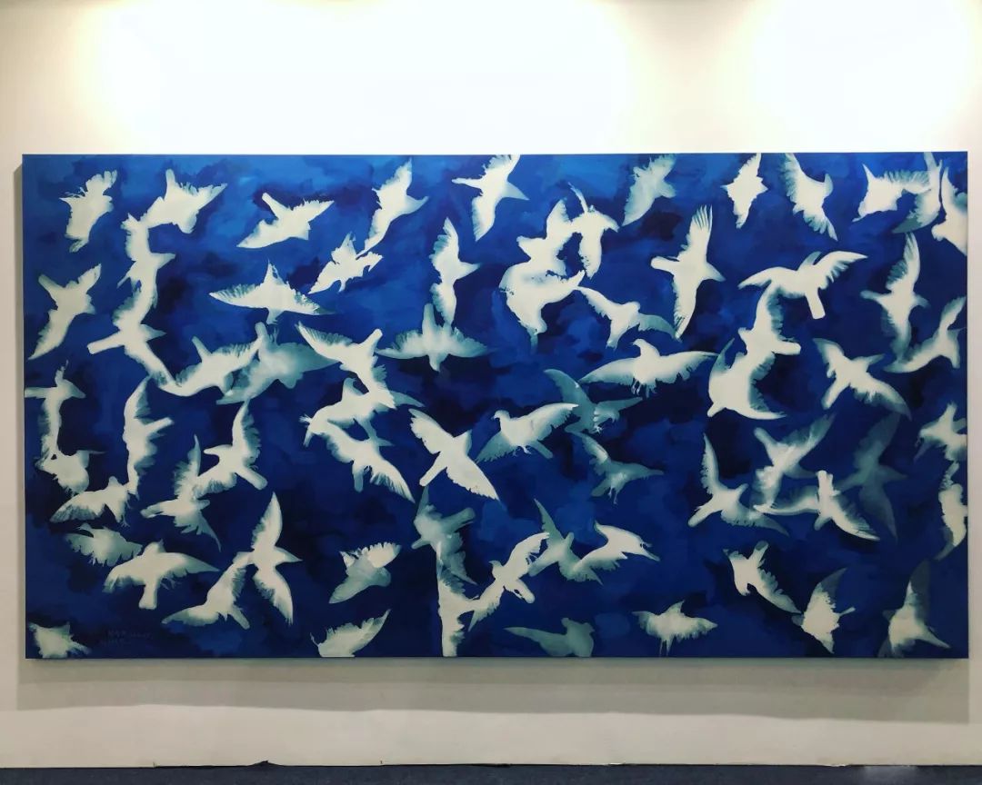 深蓝色的天空 张大力 2014