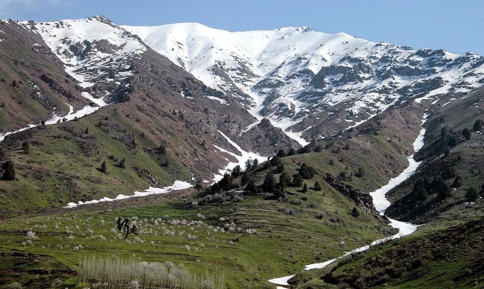 中亚最难挖隧道:欧洲人考察后摇摇头走了,中国只用900天_费尔干纳