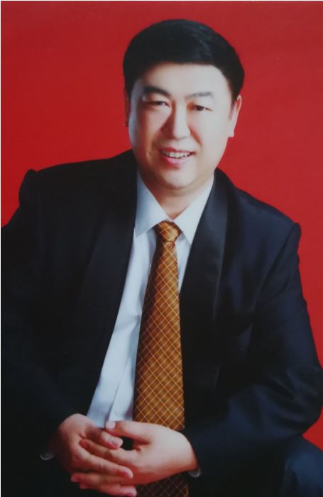 周学锋绝句十首采把野花擎在手玉蝶落上美人肩