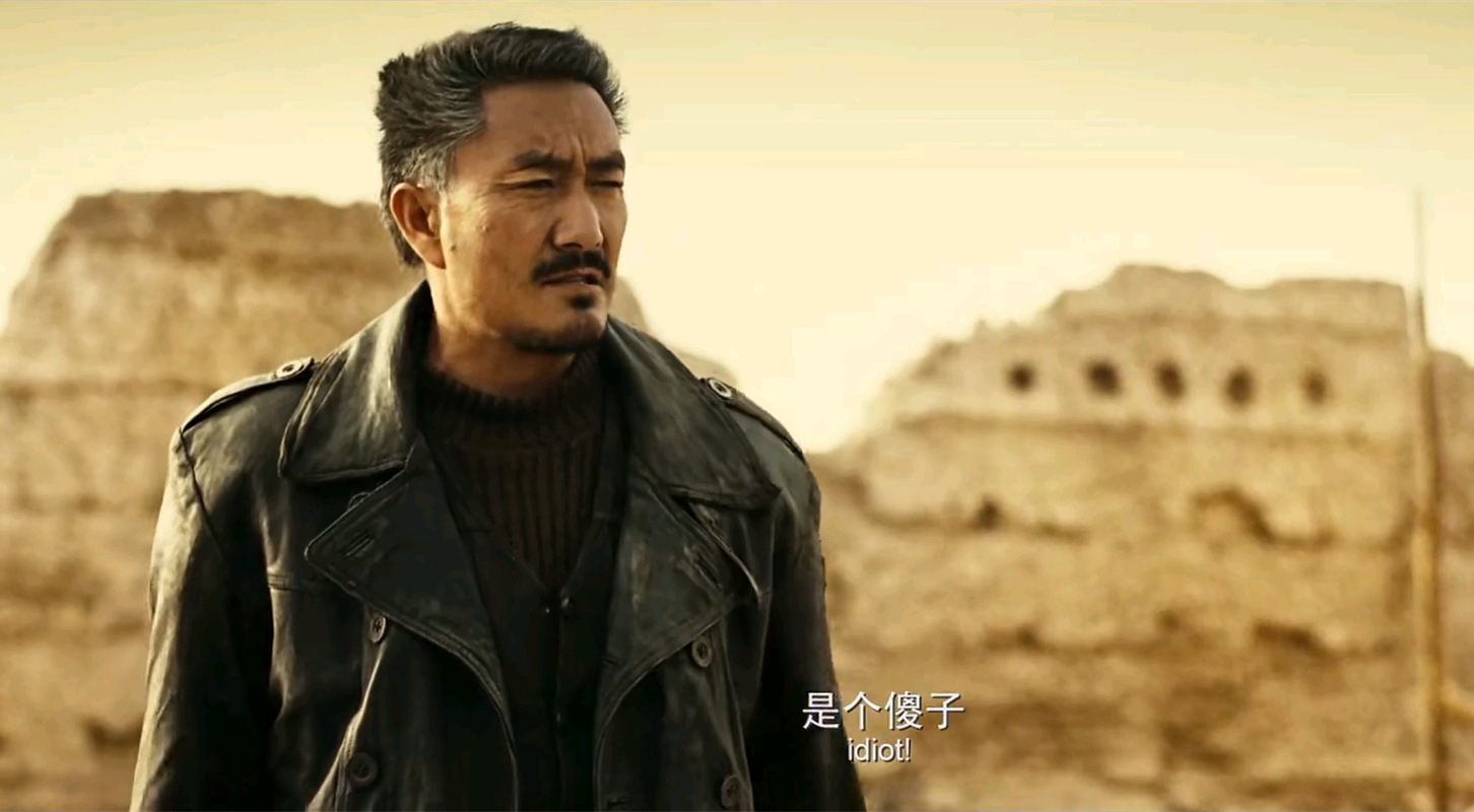 以人性举例,导演崔斯韦的编剧代表作《无人区》,主角从自私利已者到