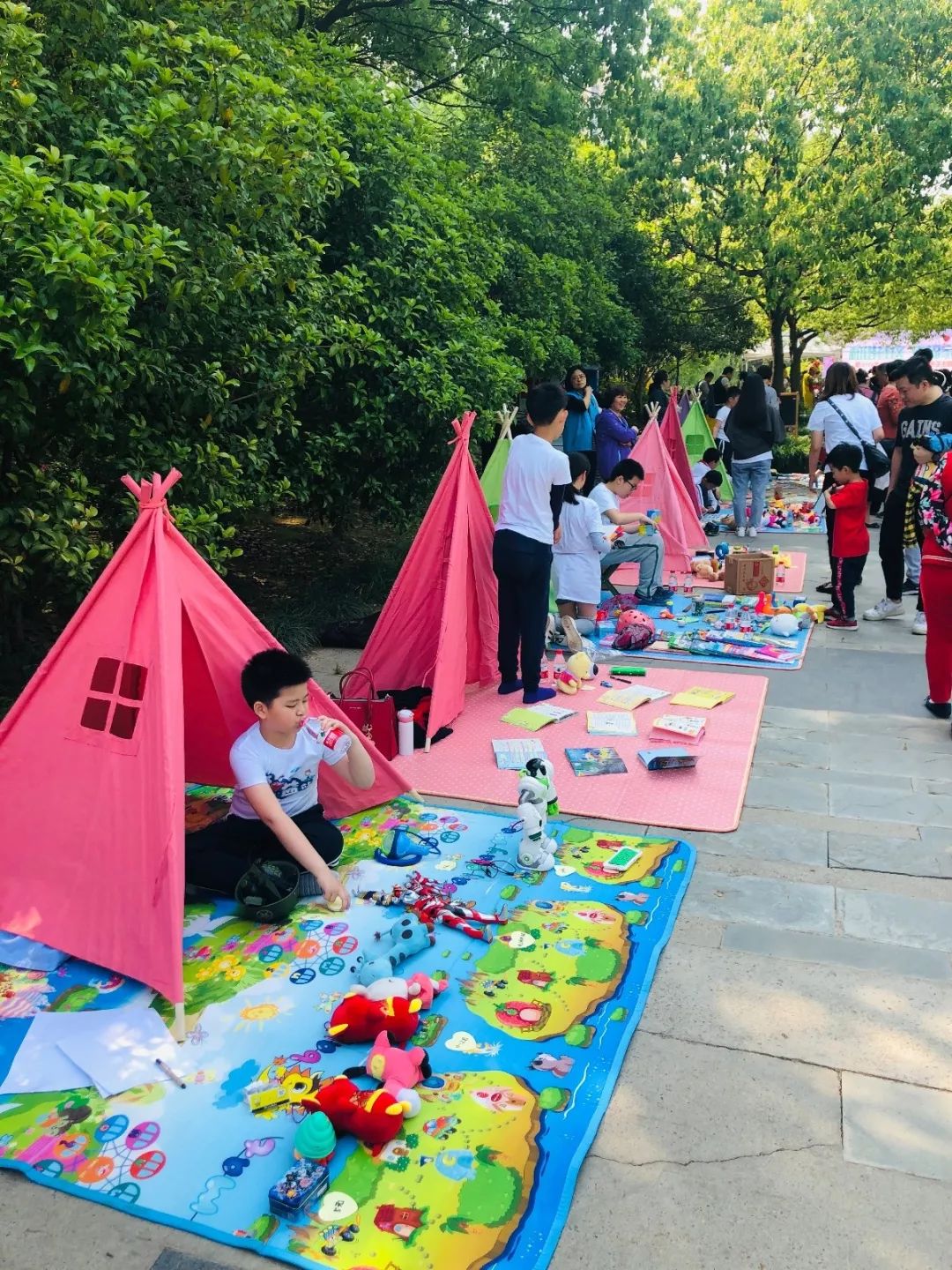 上海春城"亲子市集"活动