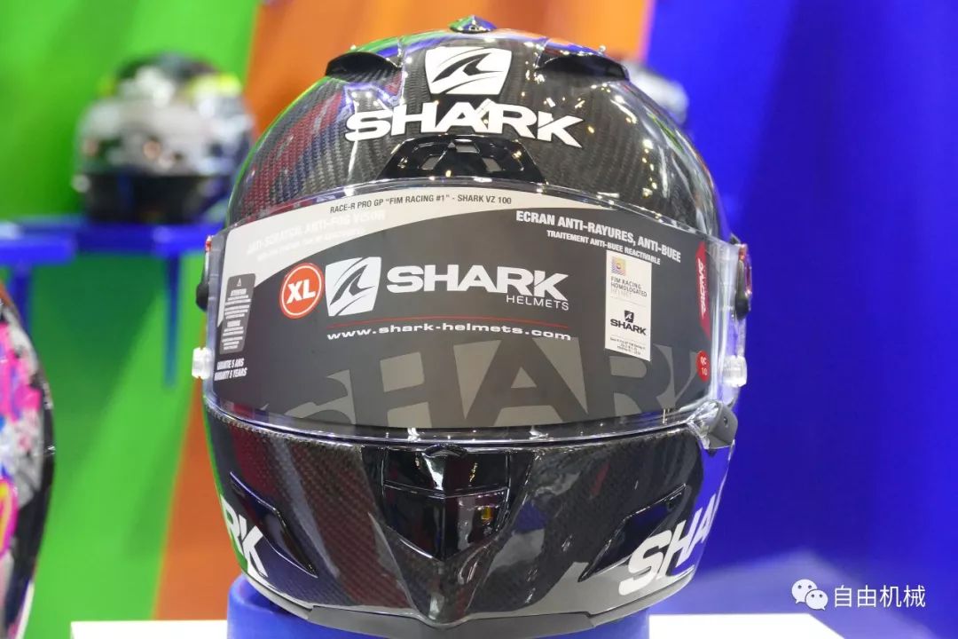 狂鲨来袭shark发布全新旗舰街道头盔丨业界