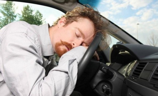 开车疲劳是一种什么样的感觉?