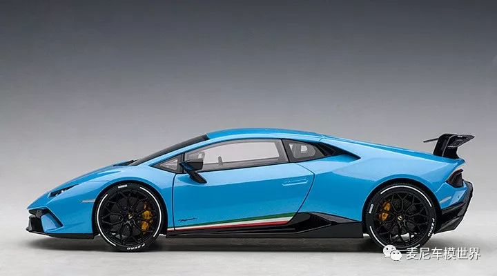 飓风小牛兰博基尼huracanperfomante