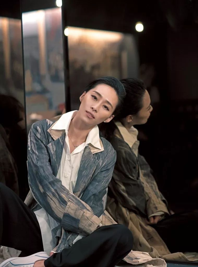 《灼人秘密》公开预告片 吴可熙诡异表情引人遐想_电影