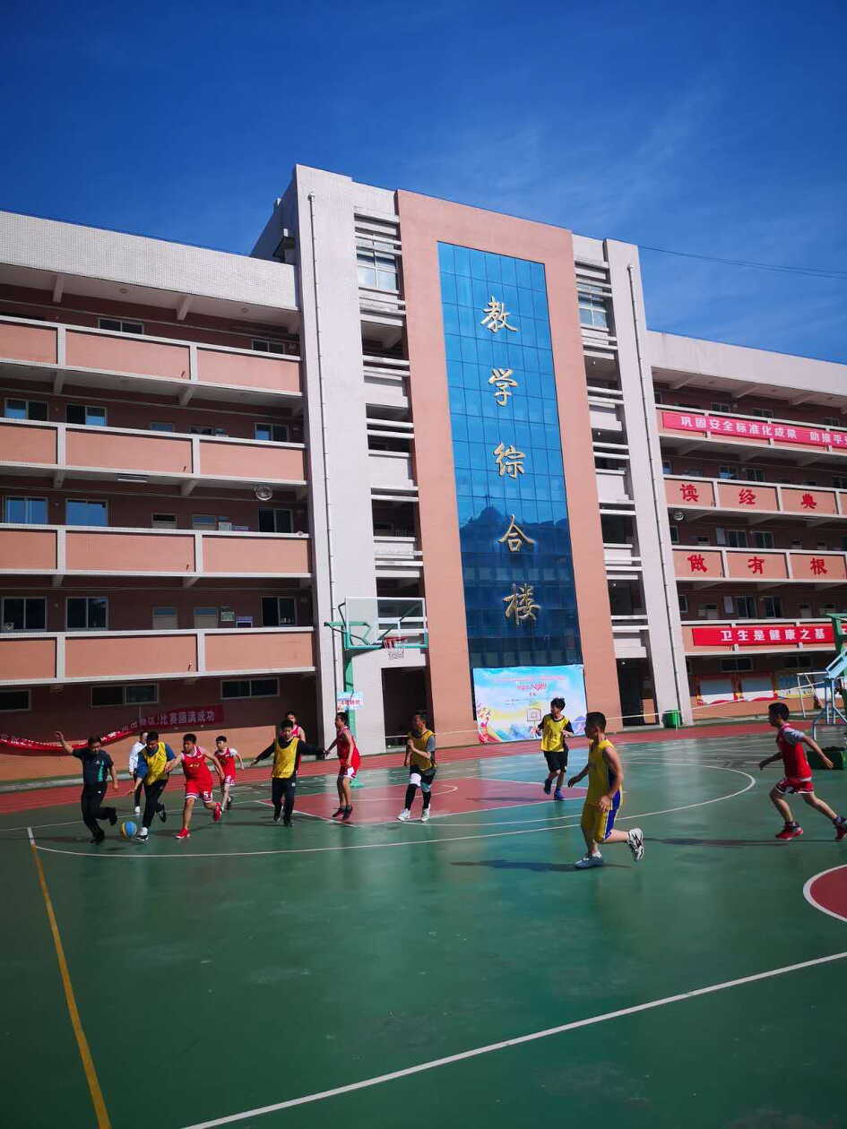 中国小篮球联赛在商洛市小学进行u12组苏晟天荣获最佳球手