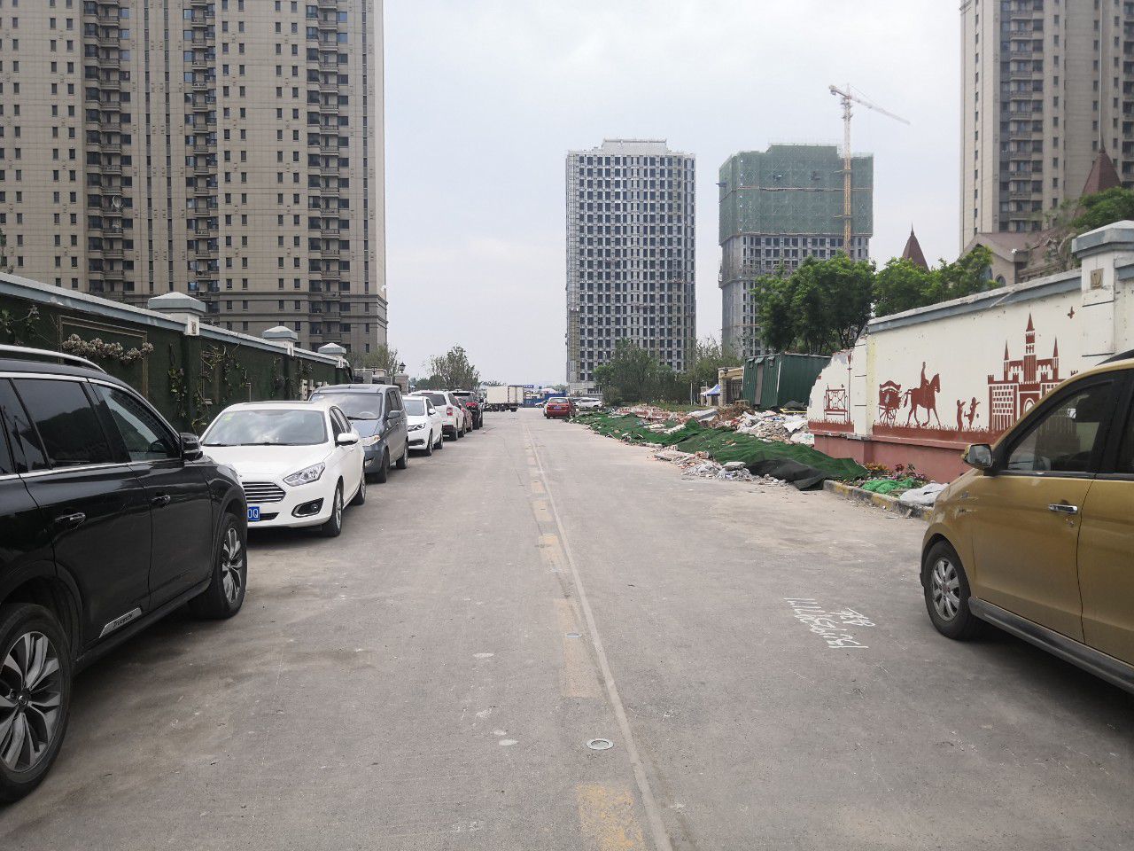 是纵支十路,总长度不足1000米,其中威海路与兴福寺路之间道路尚未建设