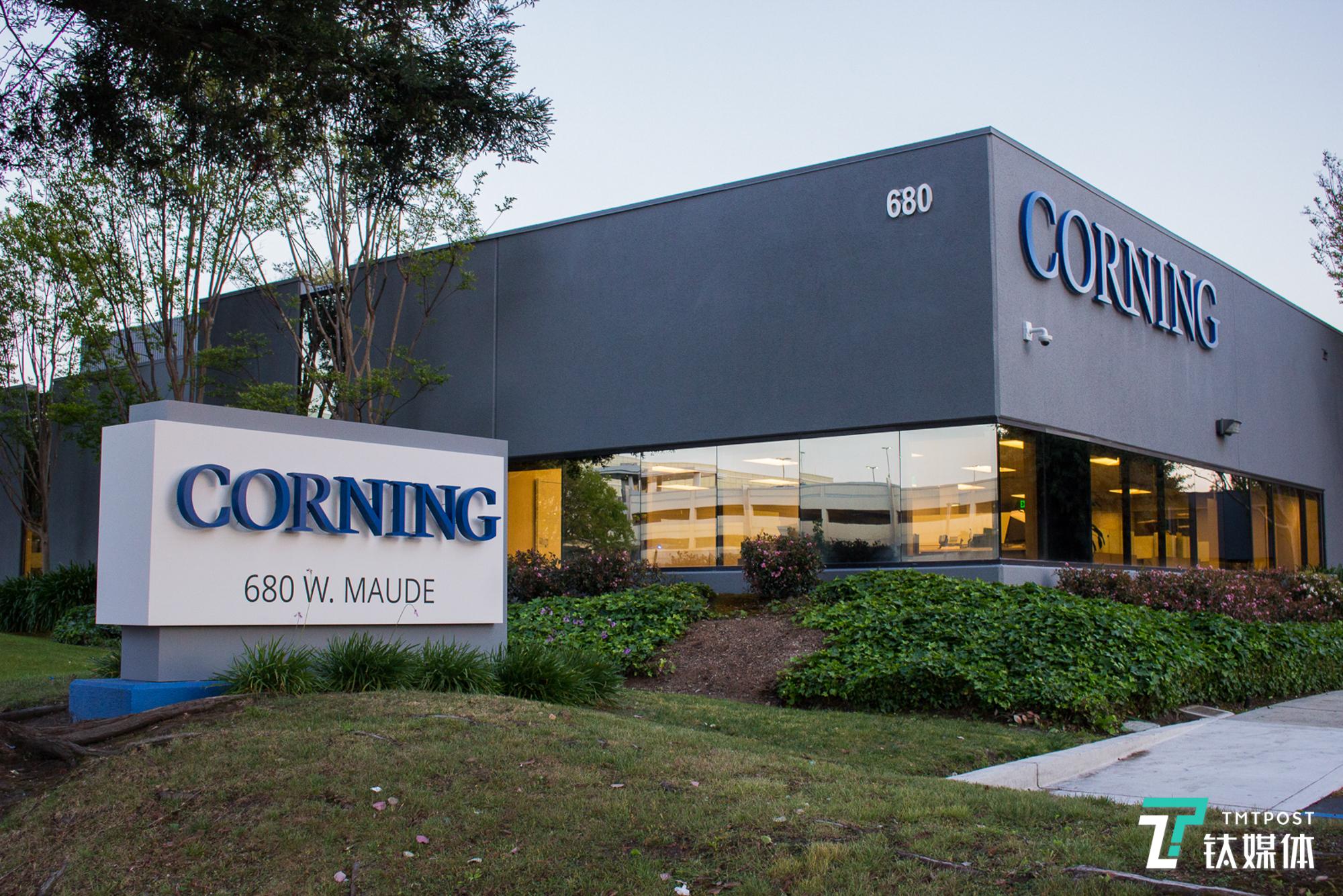 康宁美国硅谷科技中心随着科技的发展,各式各样的智能设备如雨后春笋