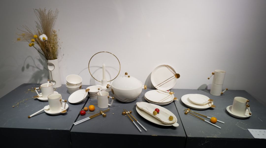 作品全收录2019届景德镇陶瓷大学陶瓷设计专业毕业展天涯艺术1181期