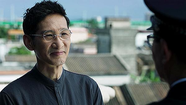 破冰行动林耀东不简单高高在上却救助捡垃圾的林水伯