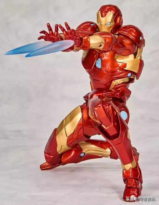 模玩测评各种武装自由变换海洋堂钢铁侠血边战甲官测