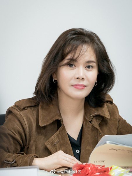 [星闻]池昌旭 回归作品《请融化我吧》的制作人原来是白美京作家