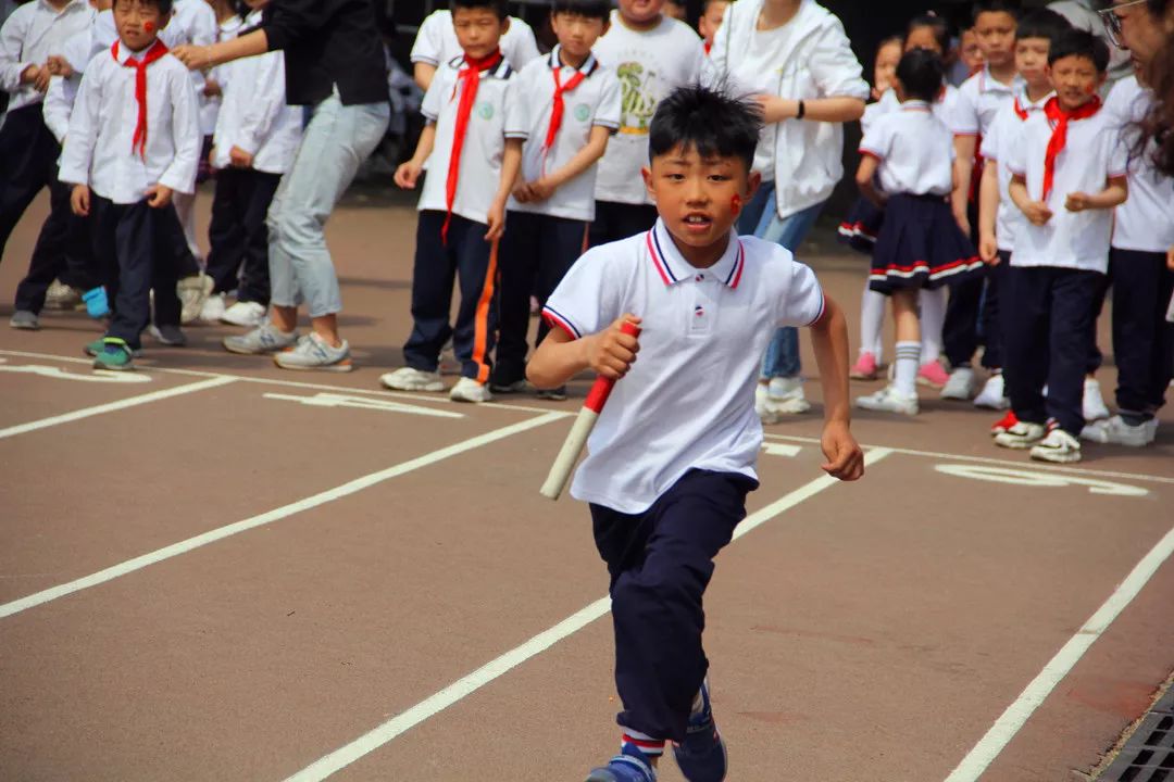 黄台小学的毕业的照片图片