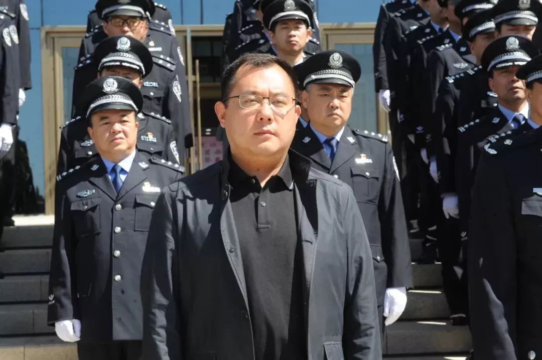 办主任,巡特警支队支队长冯建恒;市冬奥办保障处处长唐建波出席会议