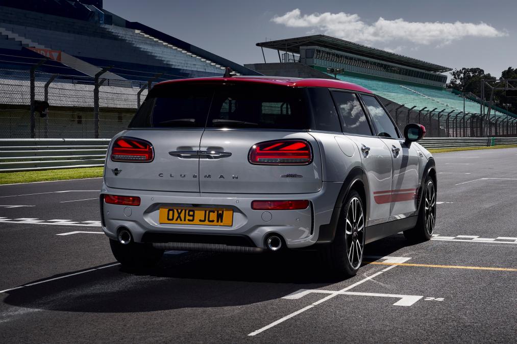 这个造型还是没变全新minijcwclubman和countryman即将上市