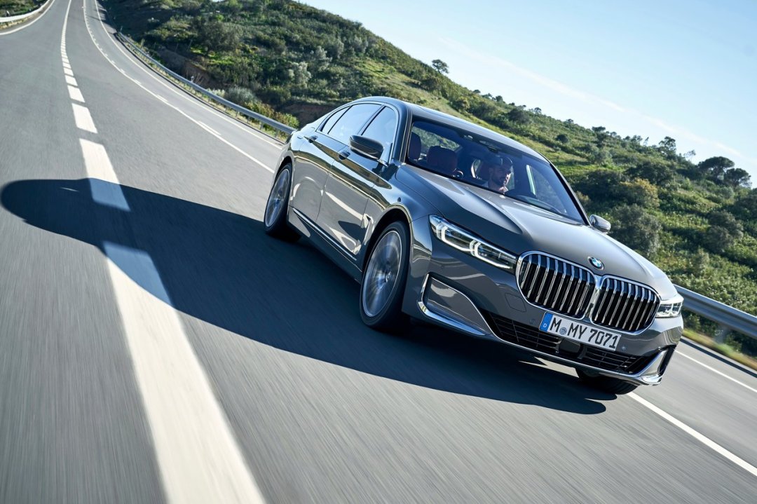 新款宝马7系将于5月24日上市!定义何为高级!