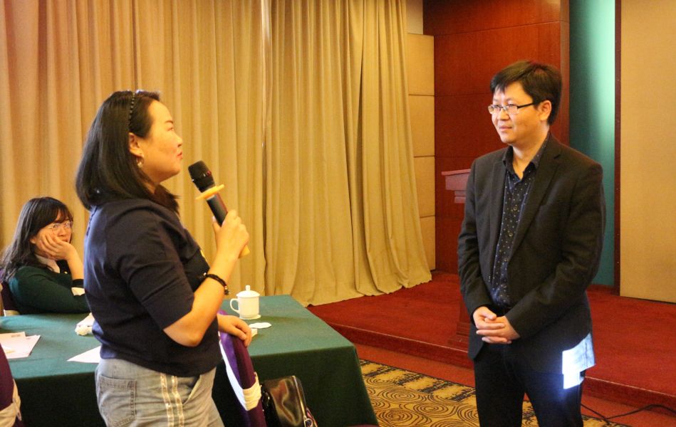 最后,李雪峰老师与所有学员一起合影记录了难忘的两日培训.