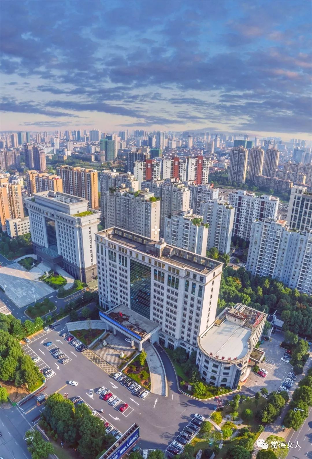 一眼常德为何这样狂炫酷拽火爆