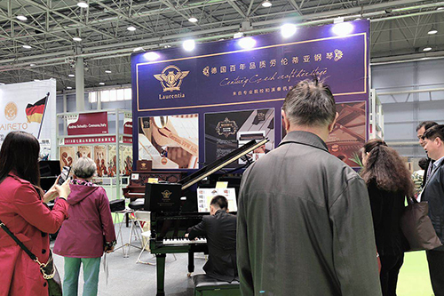 2019年德国劳伦蒂亚钢琴山东济南乐器展完美落幕