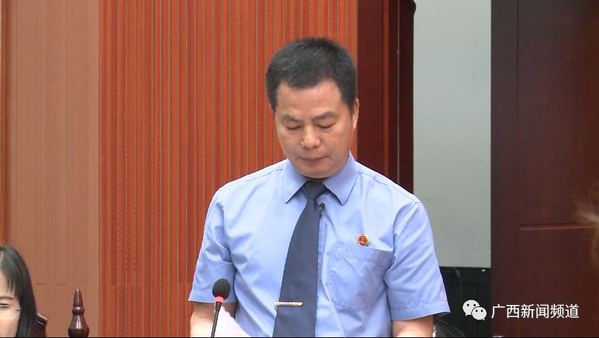 2012年至2015年,被告人宁椿严利用其担任南宁市横县公安局巡警大队