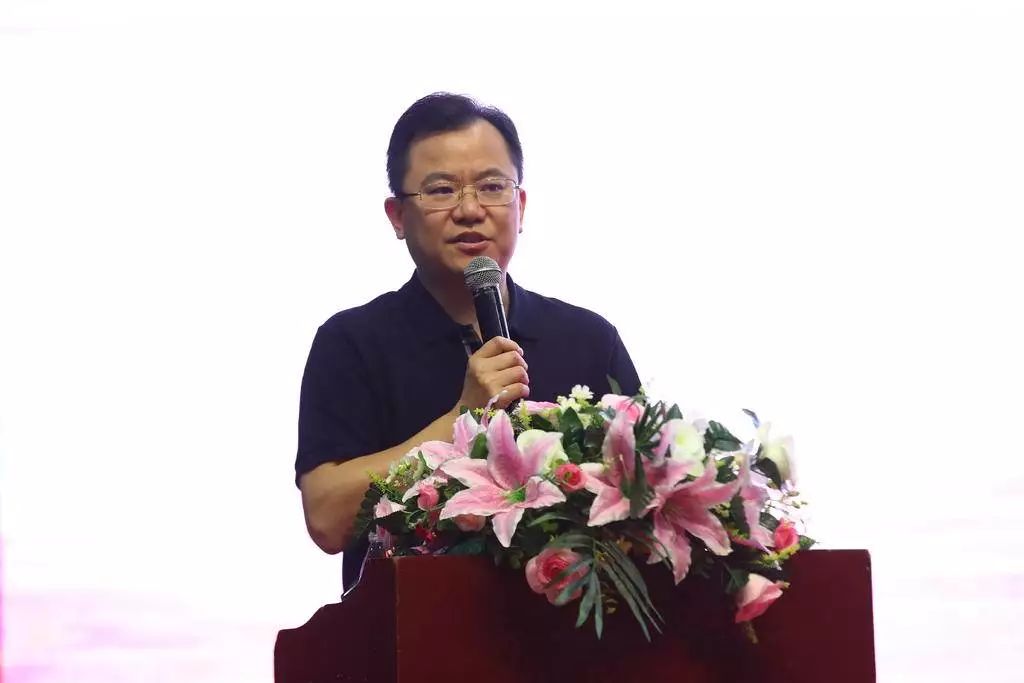 瑞金在上海举行了一个盛大的推介会大咖云集