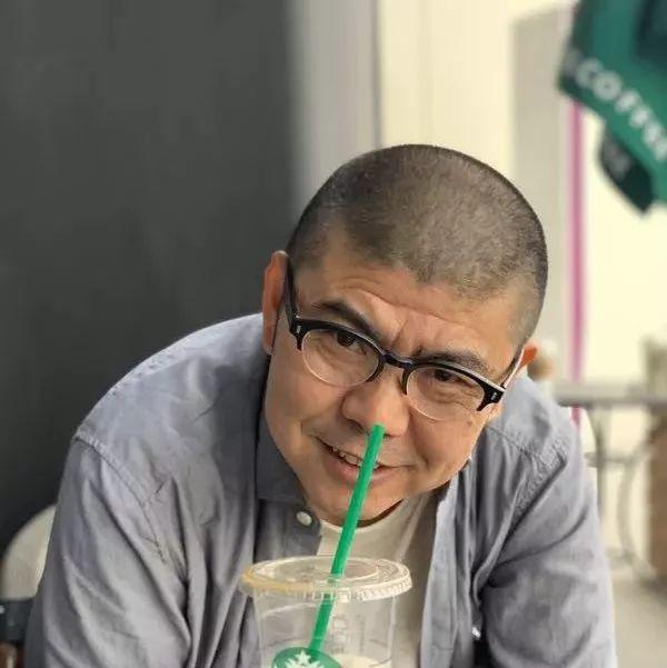 蔡春猪,男,原名蔡朝晖,作家,编剧.1973 年生于湖南一个小县城,已婚.