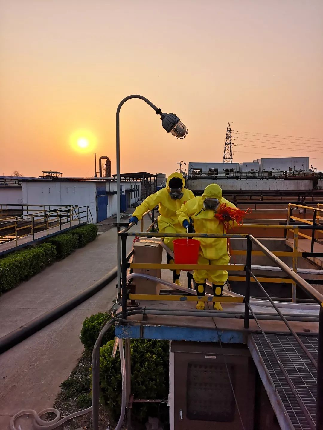 【环境日】致敬,奋战中的生态环保人 | 生态环保主题摄影作品展(12)