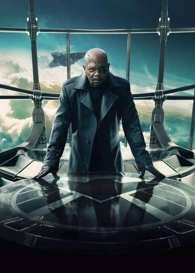 复仇者联盟的创办者之一,超强能力的神盾局局长 nicholas joseph fury