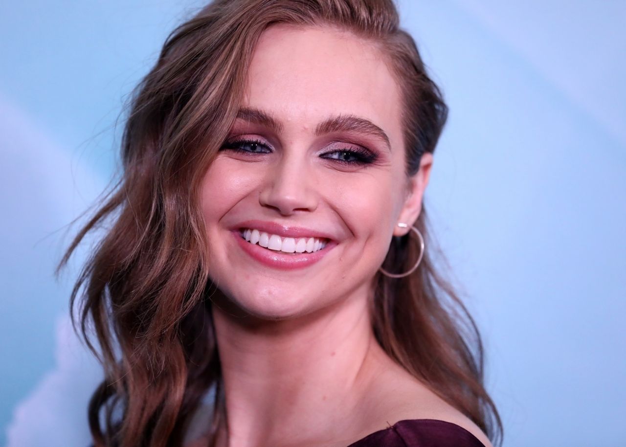 澳洲女星主持人ksenija-lukich紫色长裙悉尼出席蒂芙尼发布会