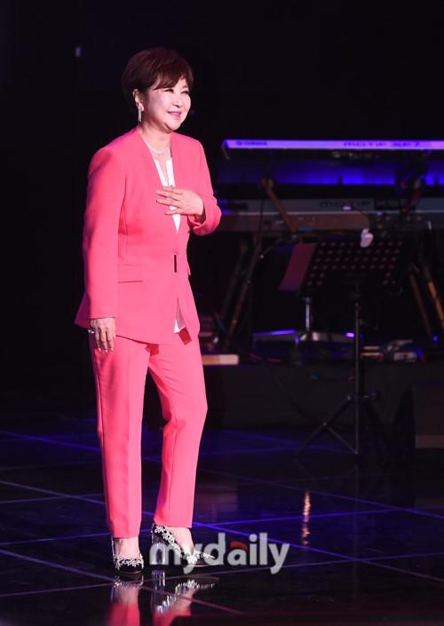 mdphoto韩国女歌手桂银淑首尔举行新专辑发布会