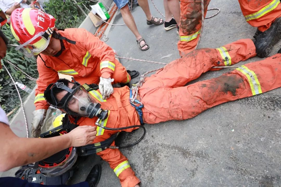 但是你灭火救援的样子超帅!_火灾