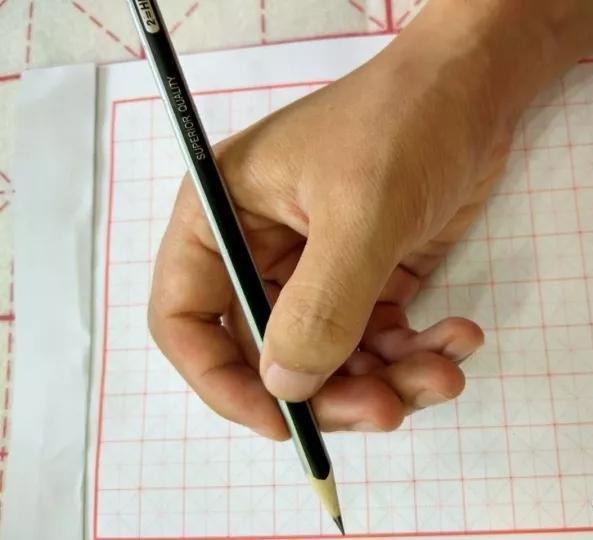 迄今为止对写字握笔方法最为科学详尽的解读!