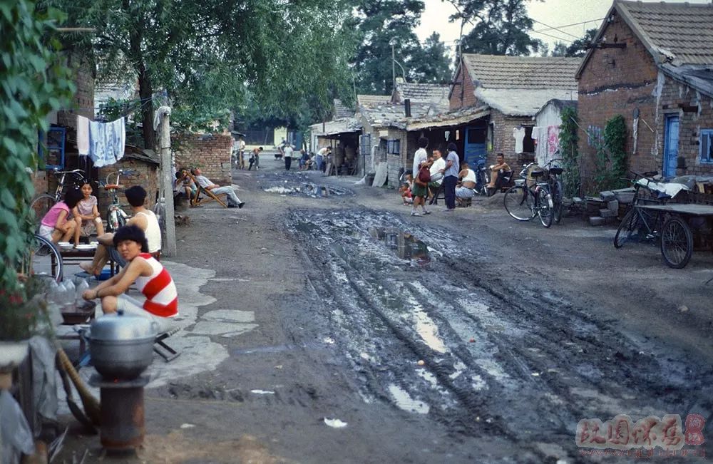 80年代的北京掠影_永定門火車站