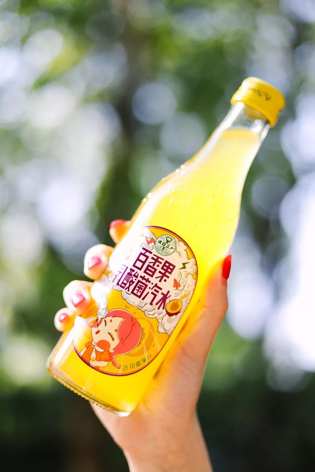 百香果乳酸菌⑦乐天碳酸牛奶⑥glee浓缩热带水果汽水⑤草莓味弹珠汽水