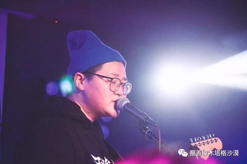 好声音汪峰战队张鑫鑫强势助阵库木塔格沙漠56120活动!_中国