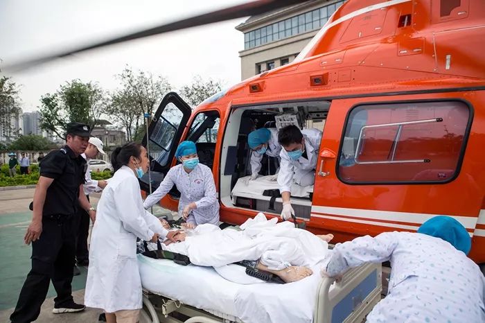 空地接力转运,传递生命的希望 ——记柳州市工人医院成功空中转运一例