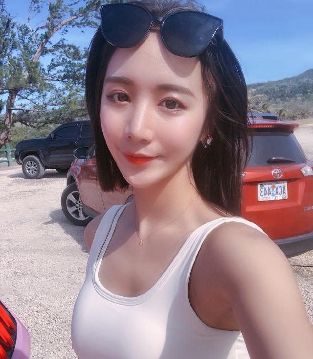 体操女神一字马逆天,曾做舒淇替身,直言喜欢老外,近照身材傲人_鲍语嫣